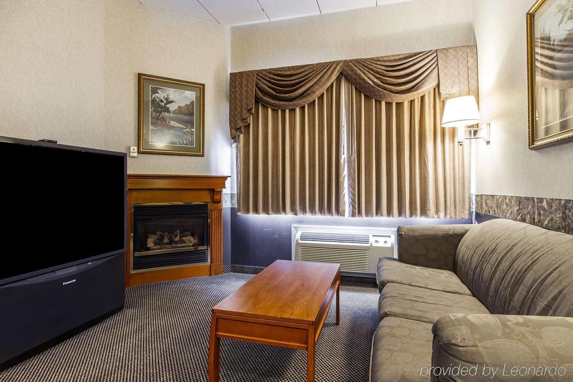 Holiday Inn Express & Suites Waterville - North By Ihg Dış mekan fotoğraf